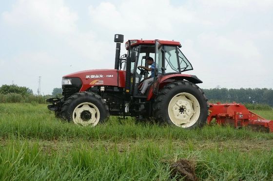 Trattore agricolo di raffreddamento ad acqua del motore dell'euro III del trattore agricolo 130HP