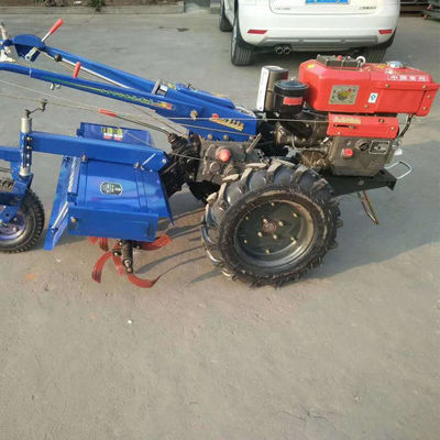 22HP trattore condotto a piedi di camminata della ruota del trattore agricolo due con l'aratro a disco